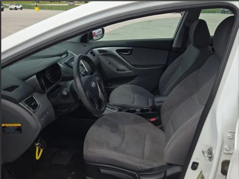 Used 2013 Hyundai Elantra GLS w/ Preferred Pkg FWD image 9