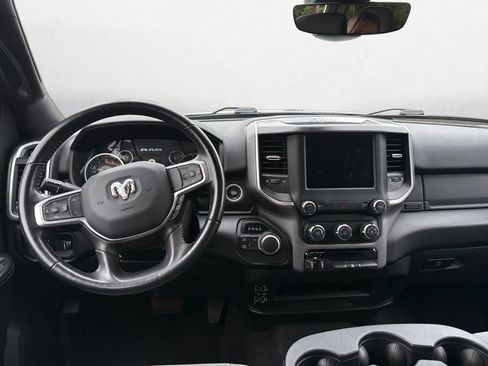 Used 2024 RAM 2500 Big Horn AWD/4WD image 10