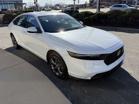 New 2025 Honda Accord EX-L image 4