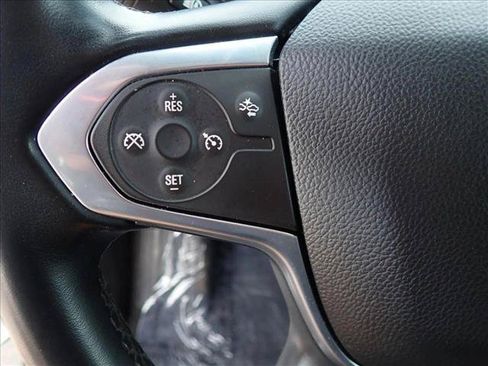 Used 2023 Chevrolet Traverse LT AWD/4WD image 15