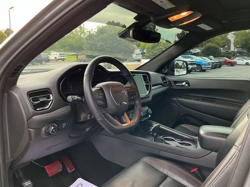 Used 2022 Dodge Durango R/T RWD image 16