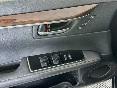 Used 2016 Lexus ES 350 w/ Premium Package w/Wood Trim FWD image 17