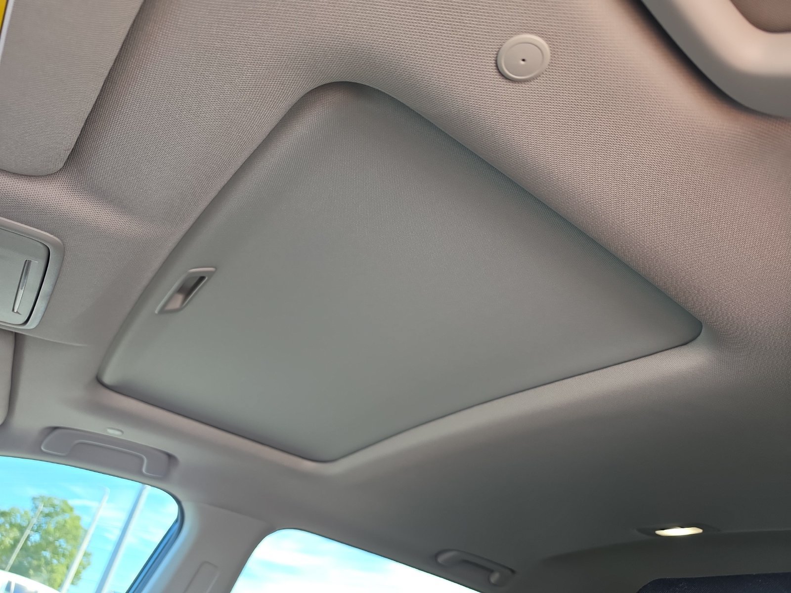 Used 2024 Honda CR-V EX image 16
