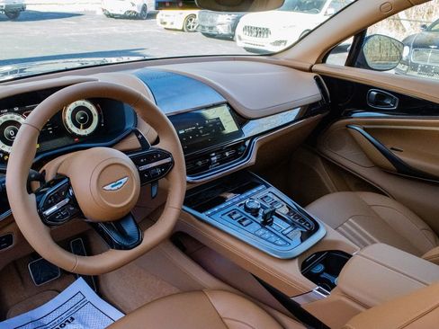 New 2026 Aston Martin DBX 707 image 9