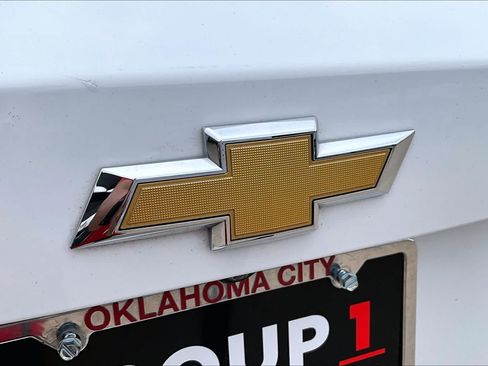 Used 2023 Chevrolet Blazer LT FWD image 28