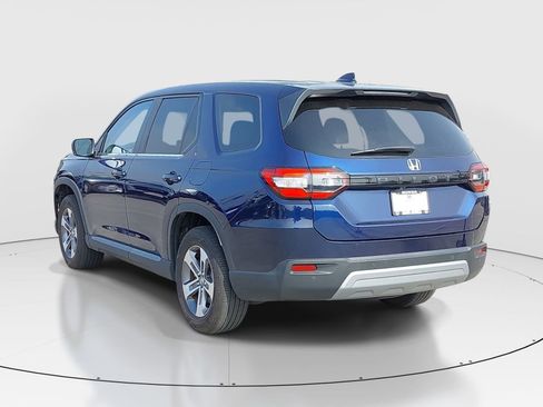 Used 2025 Honda Pilot EX-L image 7