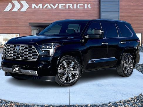 Used 2023 Toyota Sequoia Capstone image 3