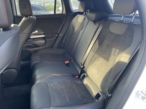 Used 2025 Mercedes-Benz GLA 250 GLA 250 SUV image 38