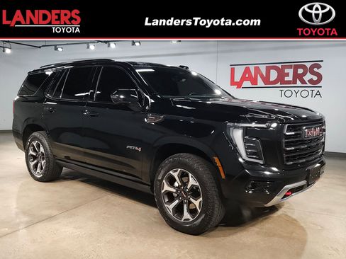 Used 2025 GMC Yukon AT4 Ultimate image 1