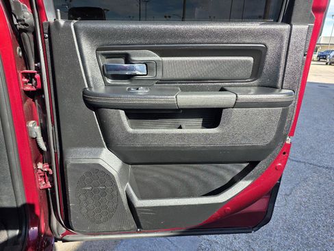 Used 2017 RAM 1500 Rebel w/ Luxury Group image 31