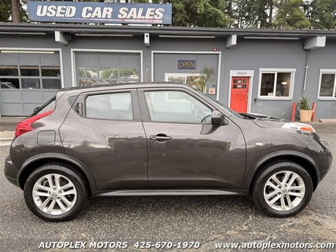 Used 2013 Nissan Juke S AWD/4WD image 7
