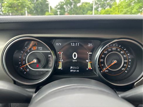 Used 2021 Jeep Wrangler Unlimited Sport AWD/4WD image 7
