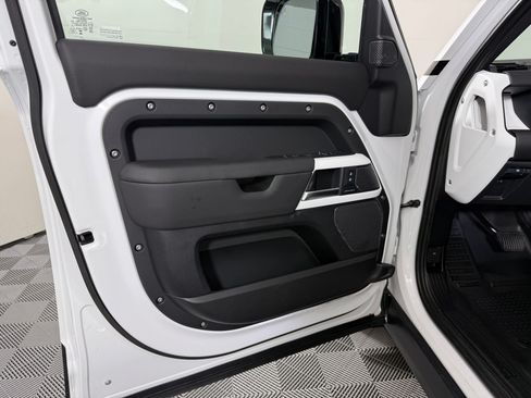 Used 2024 Land Rover Defender 110 S AWD/4WD image 23