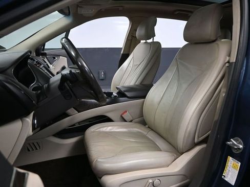 Used 2018 Lincoln MKX Reserve w/ Lincoln MKX Climate Package image 22