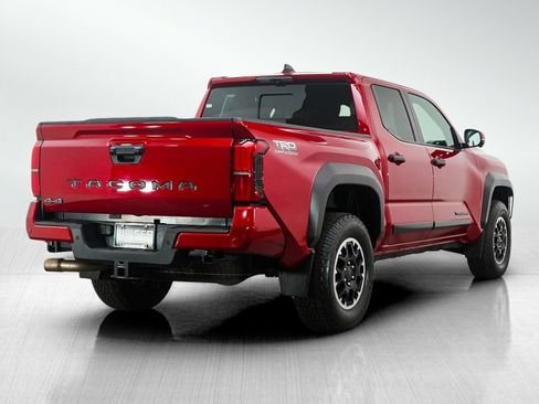 Used 2024 Toyota Tacoma TRD Sport AWD/4WD image 5