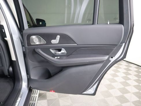 New 2026 Mercedes-Benz GLS 450 4MATIC image 29