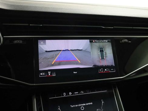 Used 2023 Audi Q7 Premium Plus w/ Premium Plus Package image 32