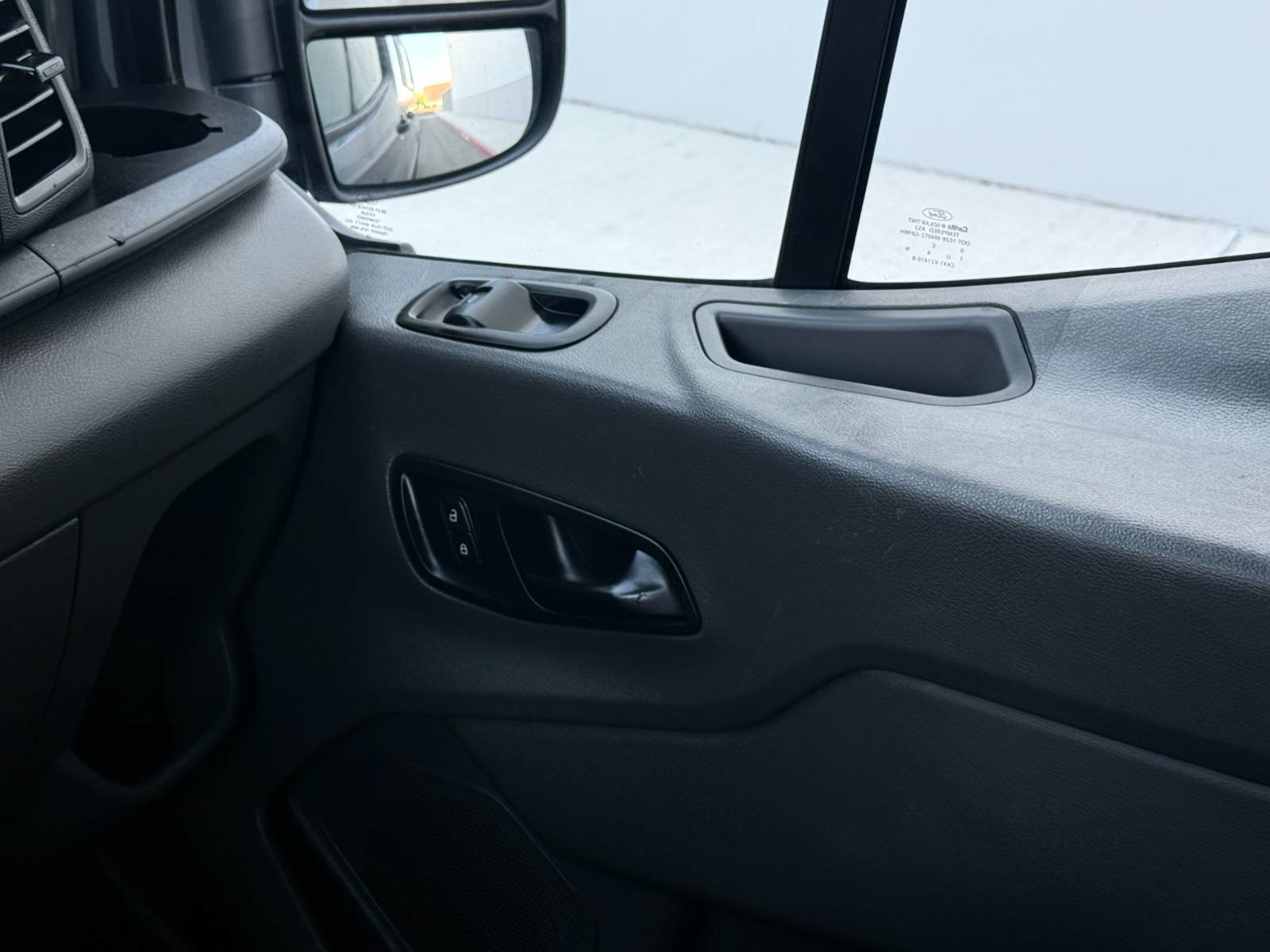 Used 2020 Ford Transit 250 148 High Roof Extended RWD image 19