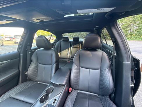 Used 2023 INFINITI Q50 Red Sport 400 w/ Black Opal Edition RWD image 25