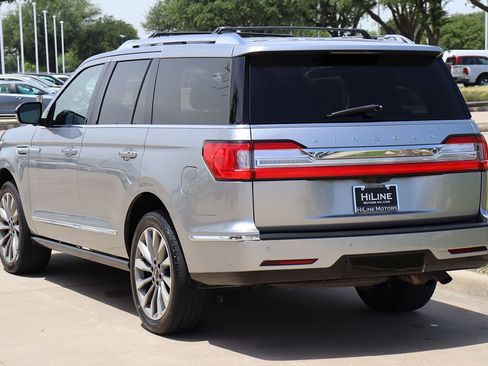 Used 2020 Lincoln Navigator Reserve w/ Luxury Package image 7