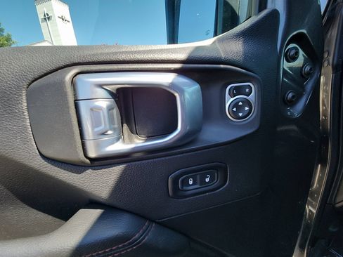 Used 2021 Jeep Wrangler Unlimited Rubicon AWD/4WD image 15
