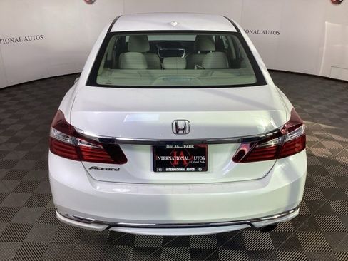 Used 2016 Honda Accord EX-L image 5