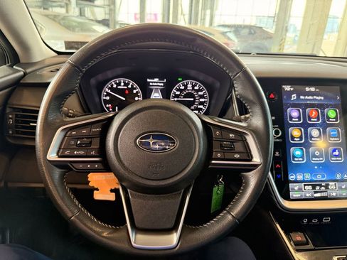 Used 2024 Subaru Outback Premium AWD/4WD image 12