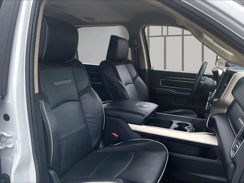 Used 2022 RAM 2500 Laramie AWD/4WD image 28