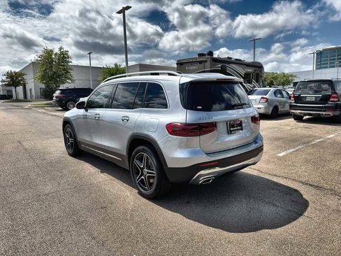 New 2026 Mercedes-Benz GLB 250 image 6