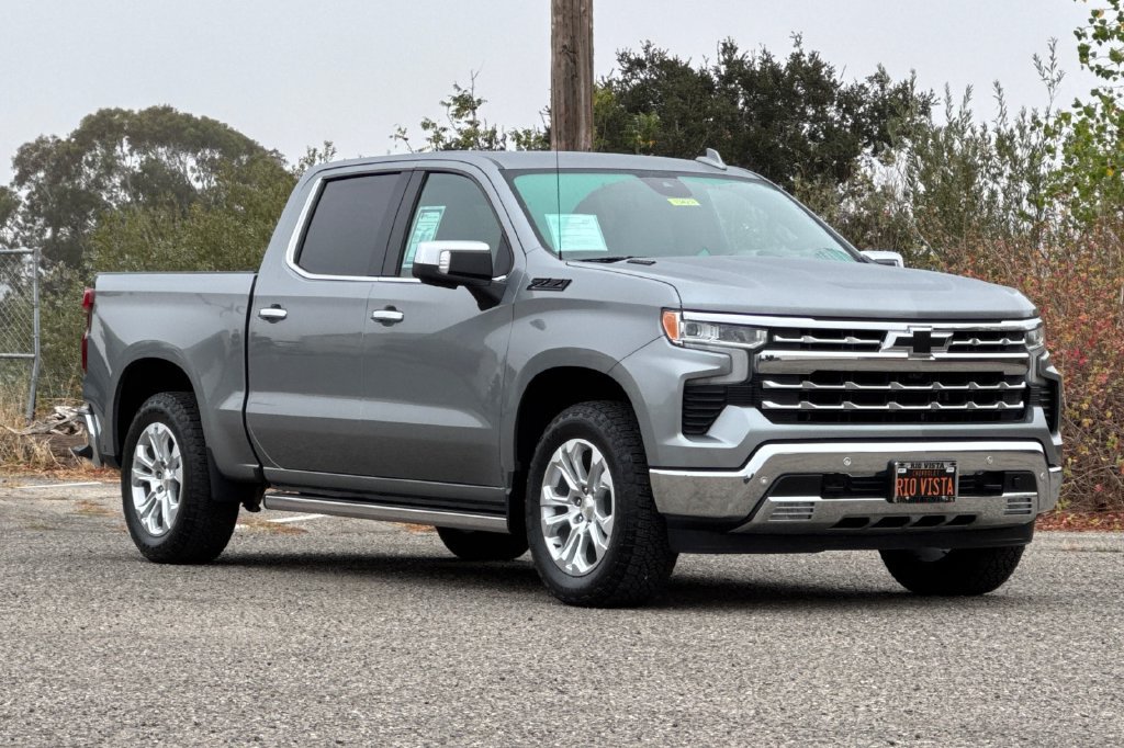 Used 2024 Chevrolet Silverado 1500 LTZ AWD/4WD image 2