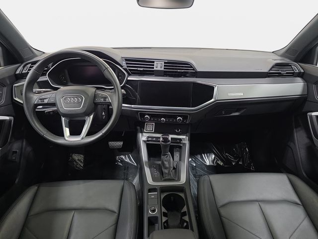 Used 2025 Audi Q3 2.0T Premium AWD/4WD image 10