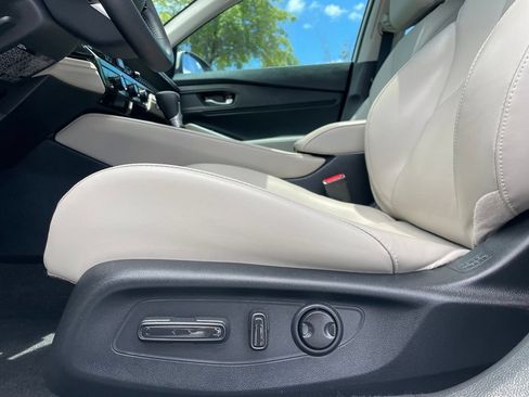 Certified 2025 Honda Accord Touring image 26