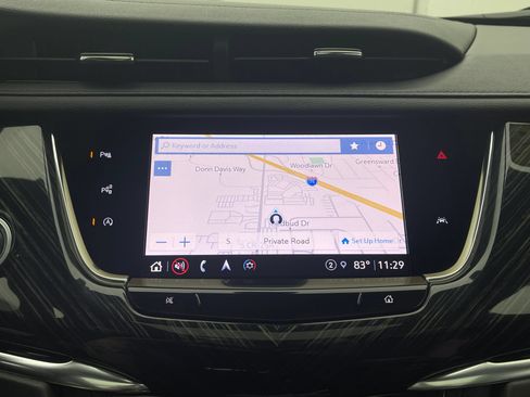 Used 2023 Cadillac XT6 Premium Luxury w/ Technology Package AWD/4WD image 32