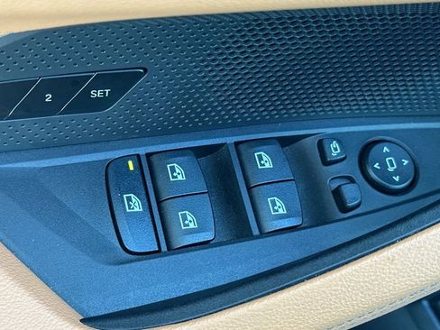 Used 2023 BMW i4 eDrive35 w/ Premium Package image 11