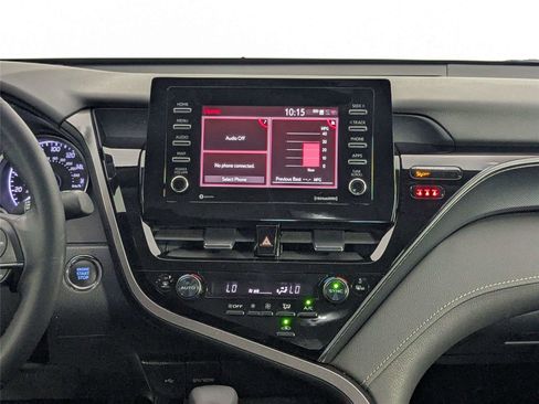 Used 2024 Toyota Camry SE w/ Convenience Package image 39
