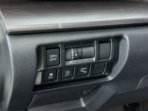 Used 2023 Subaru Crosstrek 2.5i Limited image 10