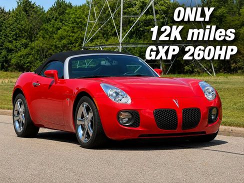 Used 2007 Pontiac Solstice GXP w/ Premium Package RWD image 1