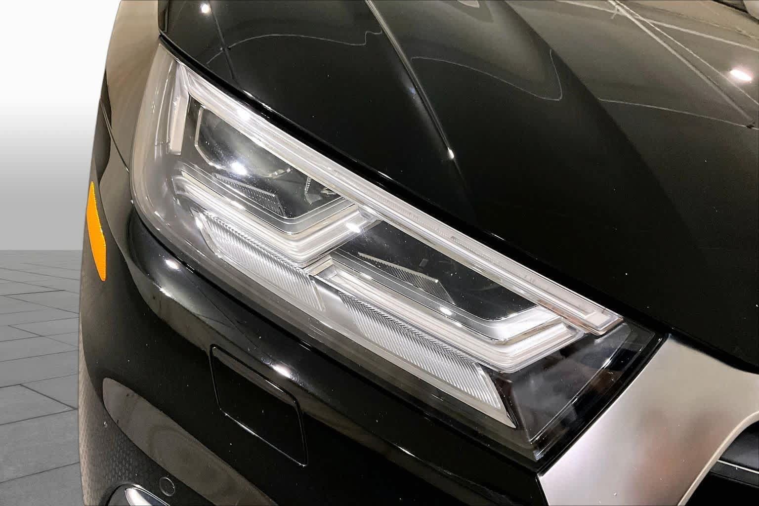 Used 2018 Audi Q5 2.0T Premium Plus w/ Premium Plus Package AWD/4WD image 26