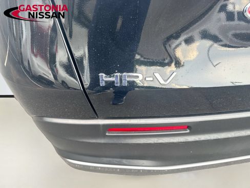 Used 2025 Honda HR-V Sport image 6