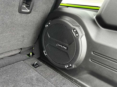 Used 2025 Jeep Wrangler Sport S image 34