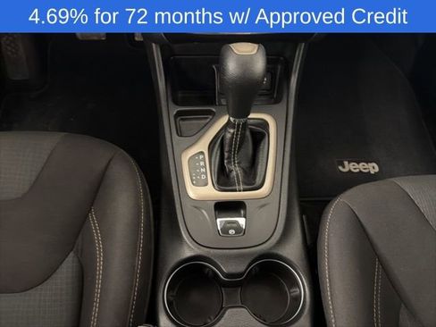 Used 2016 Jeep Cherokee Latitude w/ Comfort & Sound Group image 17