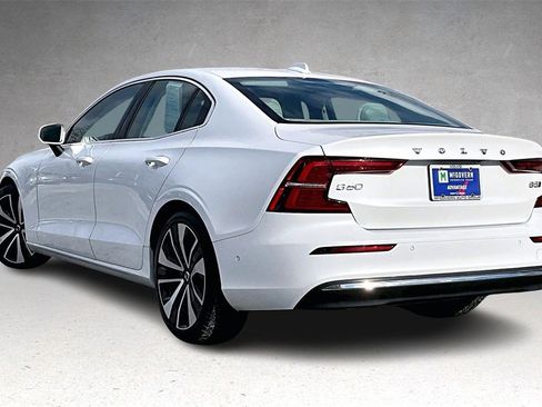 Certified 2023 Volvo S60 B5 Ultimate image 4