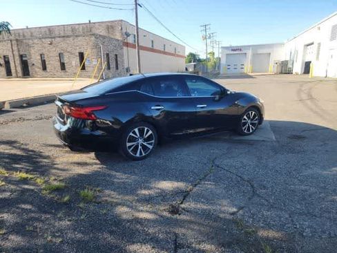 Used 2017 Nissan Maxima Platinum FWD image 13