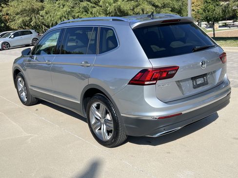 Certified 2020 Volkswagen Tiguan SEL image 8