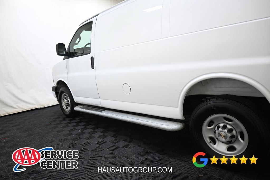 Used 2025 Chevrolet Express 2500 w/ Driver Convenience Package RWD image 9