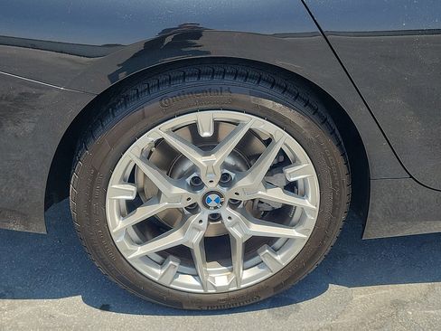 Used 2026 BMW 330i Sedan w/ Premium Package RWD image 5