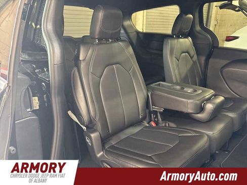 New 2026 Chrysler Pacifica Select image 28