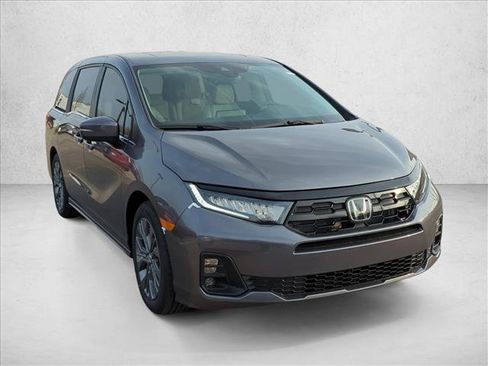 New 2026 Honda Odyssey Touring image 3