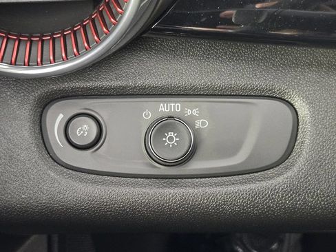 New 2026 Chevrolet Trax RS w/ Driver Confidence Package FWD image 22