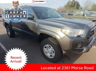 Used 2022 Toyota Tacoma SR video 1